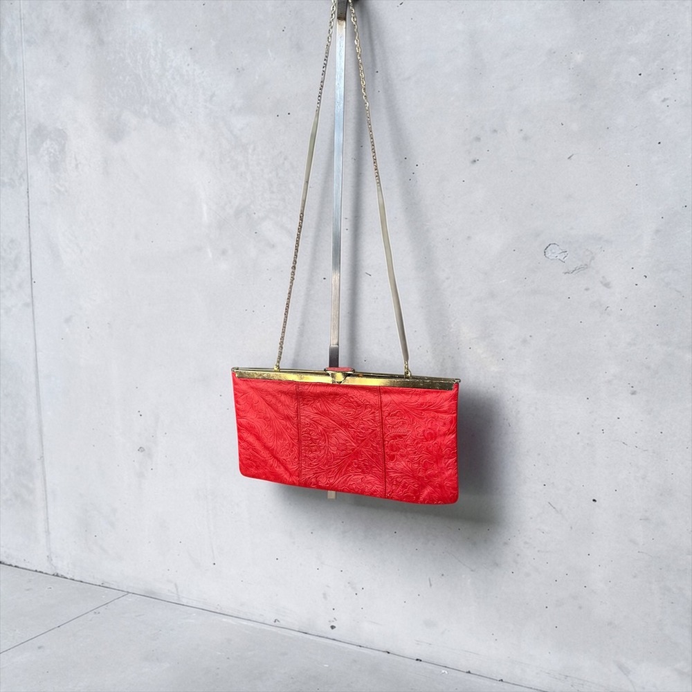 Vintage Red Embossed‎ Leather Clutch Bag Gold Chain Strap Floral Paisley Good